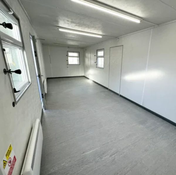 32 X 10ft Customized Containers - Image 6