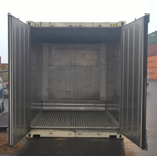 Used 10ft x 8ft 10′ Reefer Container - Image 3